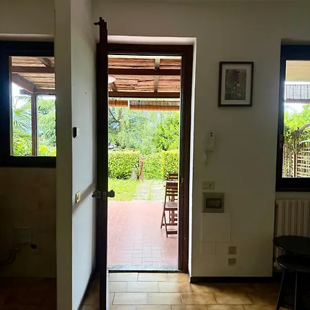 Casa Lalla - Charming House With Garden And View * Fiumelatte