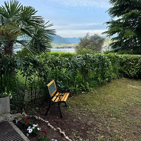 Apartamento Casa Lalla - Charming House With Garden And View Fiumelatte